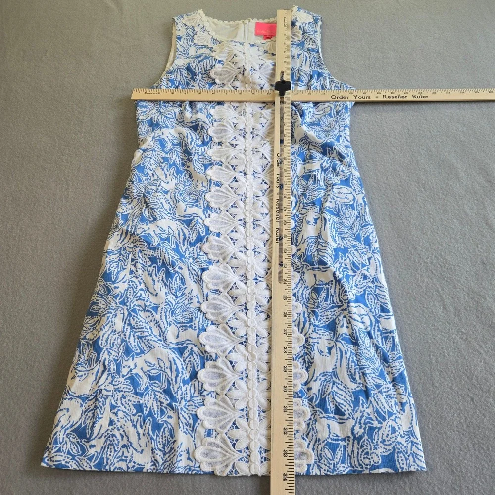 Lilly Pulitzer Shift Dress Womens 4 Blue White Tropical Lace Front Applique